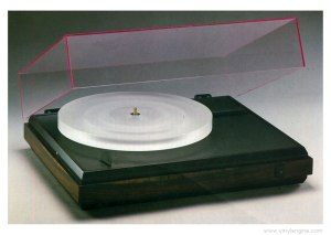pink_triangle_pt1_turntable